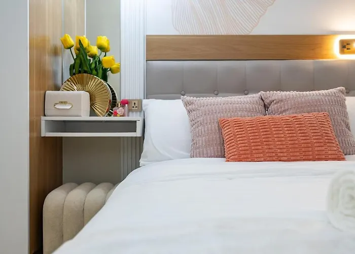 Apartment Lotuspod 1br Penthouse At Cebu Park Residences - Free Parking, Near Ayala, It Park, Iec Convention Mandaue City