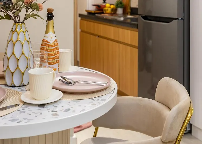 Lotuspod 1br Penthouse At Cebu Park Residences - Free Parking, Near Ayala, It Park, Iec Convention *