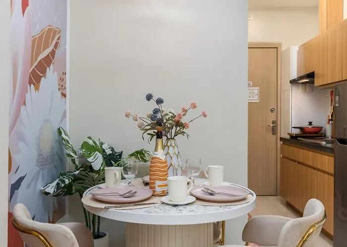 Apartment Lotuspod 1br Penthouse At Cebu Park Residences - Free Parking, Near Ayala, It Park, Iec Convention