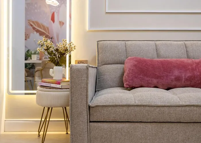 Lotuspod 1br Penthouse At Cebu Park Residences - Free Parking, Near Ayala, It Park, Iec Convention Apartment